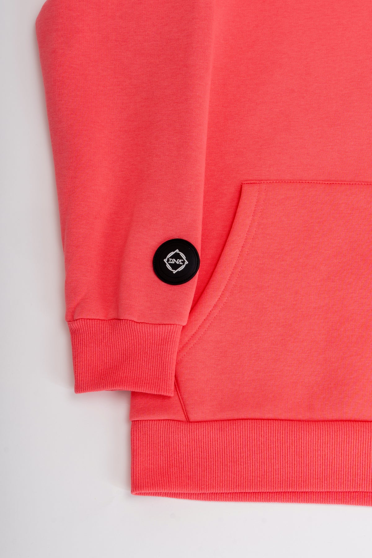 Soft cotton kids sports hoodie front view
Kids hoodie with brushed fleece lining
Breathable children's cotton hoodie
Slim fit kids hoodie in Calypso Coral
Performance hoodie for boys and girls